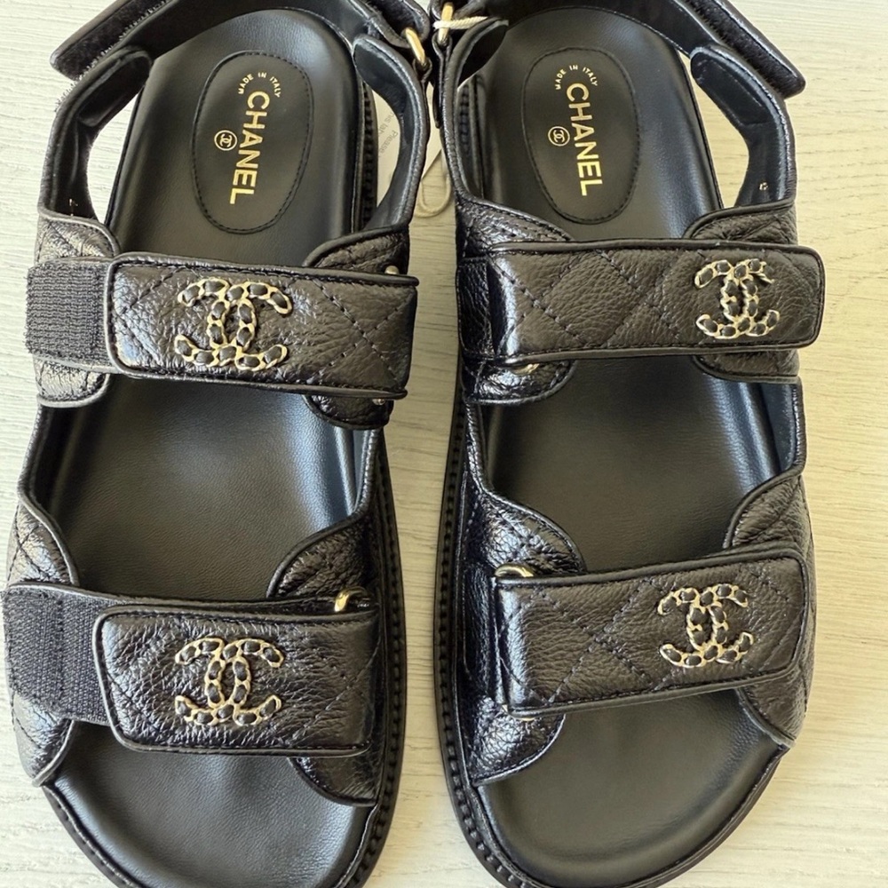 Chanel Grained Calfskin Sandals Size 39 Black - Picture 5 of 5